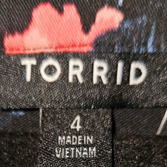 TORRID PLUS SIZE-MINI CHALLISโFLORAL HIGH- LOW SHIRT DRESS SIZE 4X - Picture 15 of 17